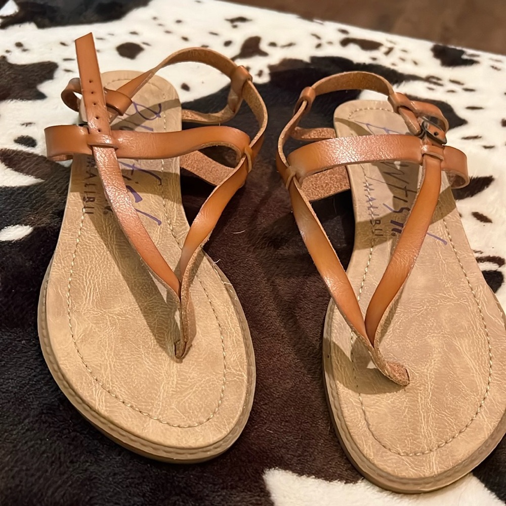 women’s blowfish heeled sandal size 8.5